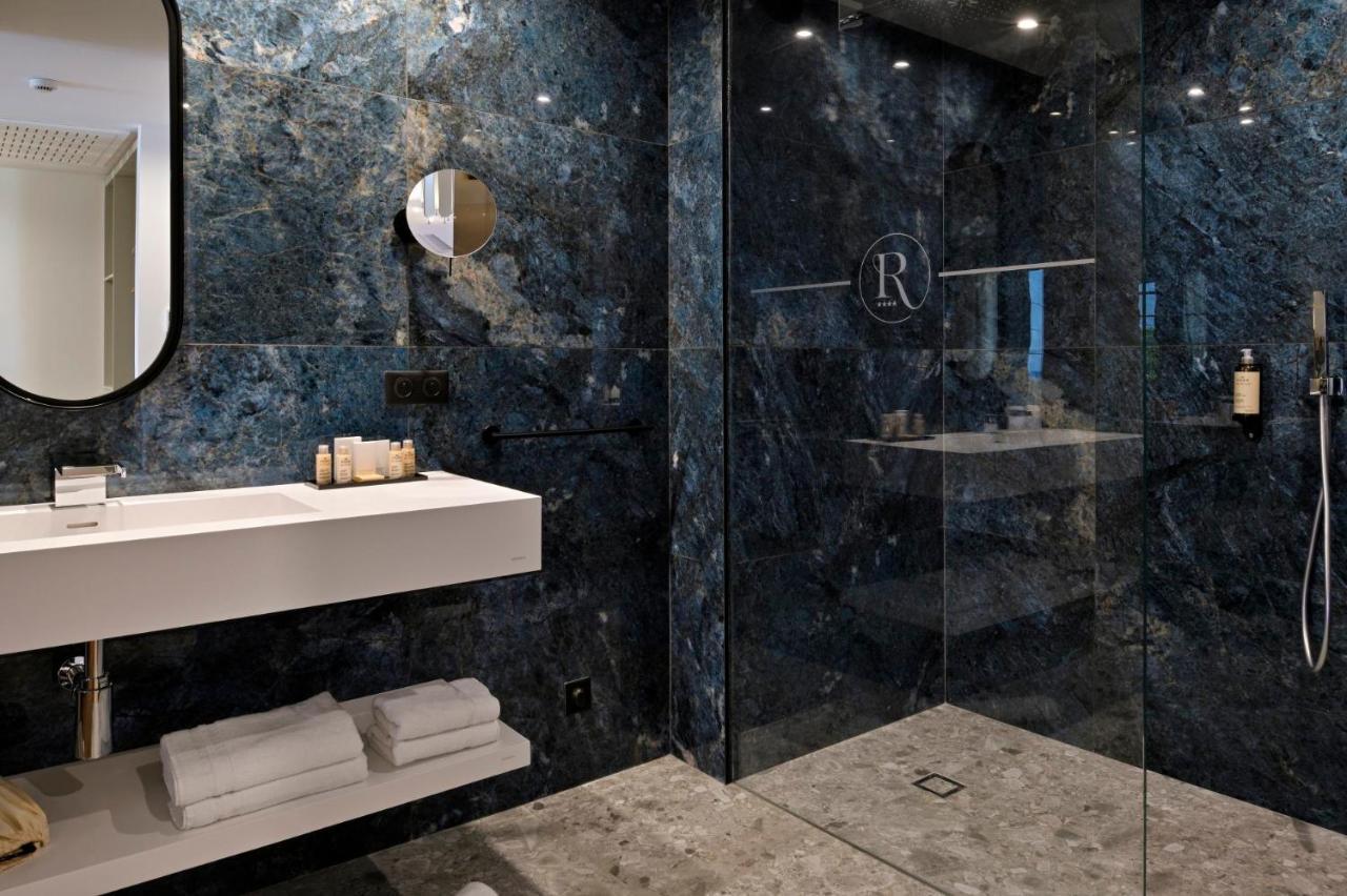 Hotel & Spa Rocabella L'Ile-Rousse  Bagian luar foto
