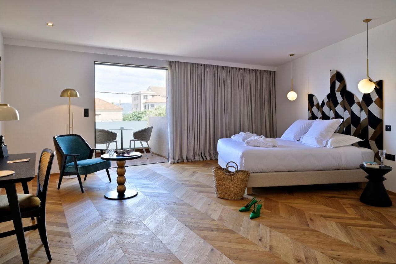 Hotel & Spa Rocabella L'Ile-Rousse  Bagian luar foto